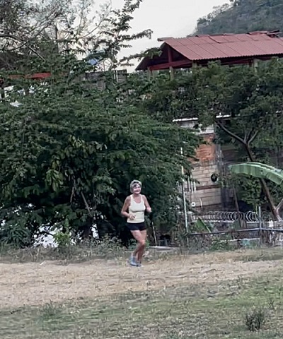 Running in Boca de Tomatlan